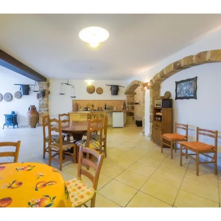 Villa Alghero, Le Querce With Swimming Pool For 10 People